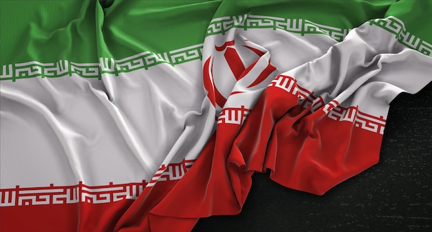 Флаг Ирана, сморщенный на темном фоне 3D Render