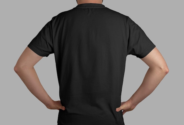 T-shirt nera isolata vista posteriore