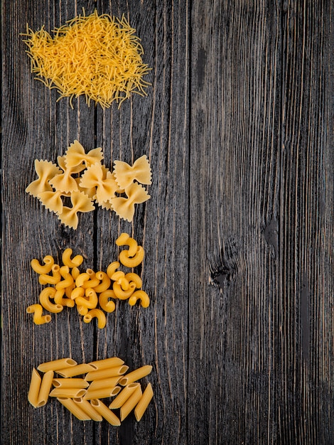 Foto gratuita penne di fellini farfalle di pasta italiana