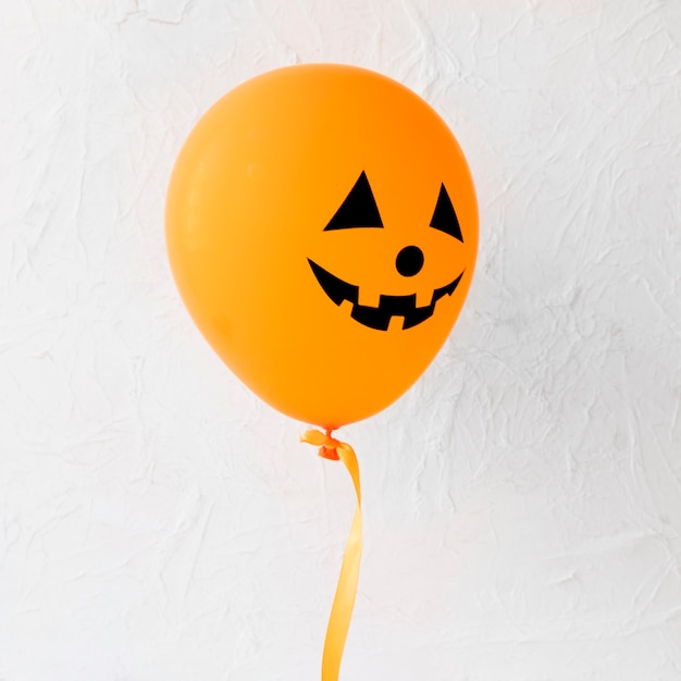 Free photo jack-o-lantern balloon for halloween