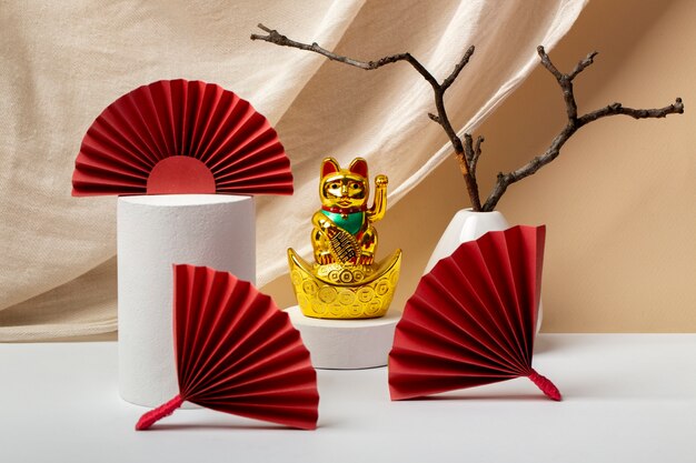 japanese aesthetic with fans and lucky cat