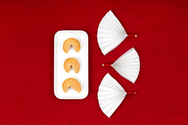 Free photo japanese aesthetic with fortune cookies