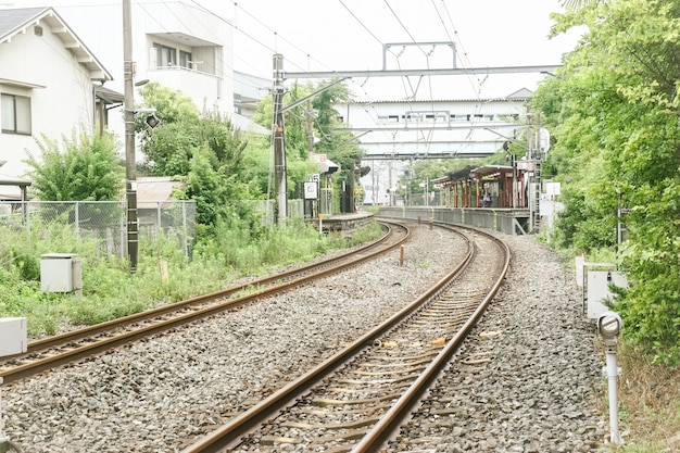 Foto gratuita stazione ferroviaria giapponese