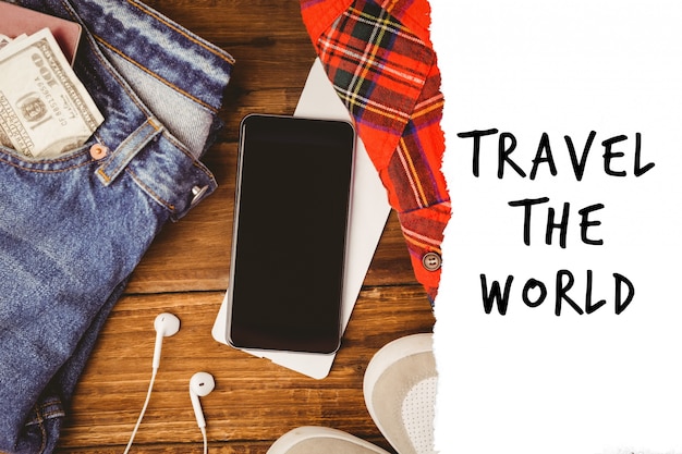 Free photo jeans, telephone and a message to travel