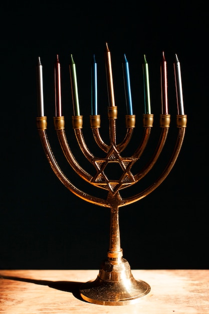 無料写真 ユダヤ人ハヌカの燭台ホルダー