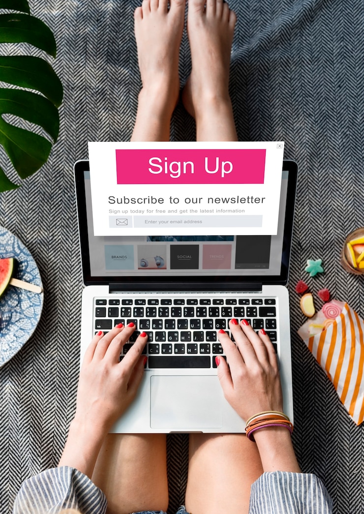 Free Photo join us register newsletter concept