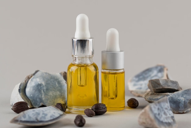 Disposizione contagocce olio di jojoba