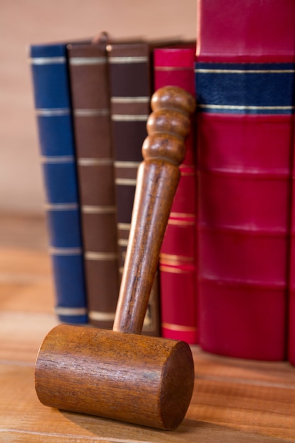 Judges gavel with books