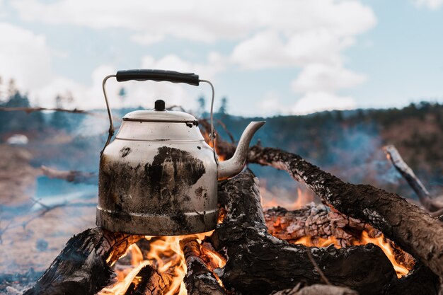 Kettle on fire in the mountains wallpaper