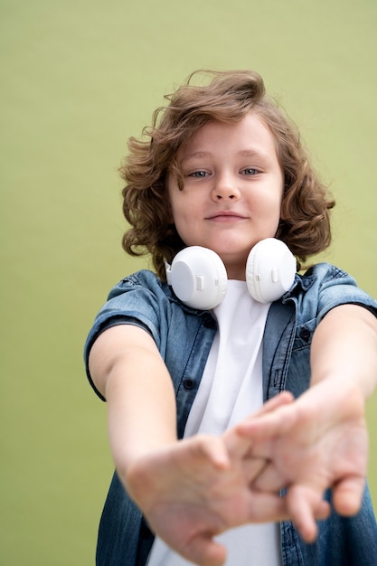 Free photo kid studio portrait isolated