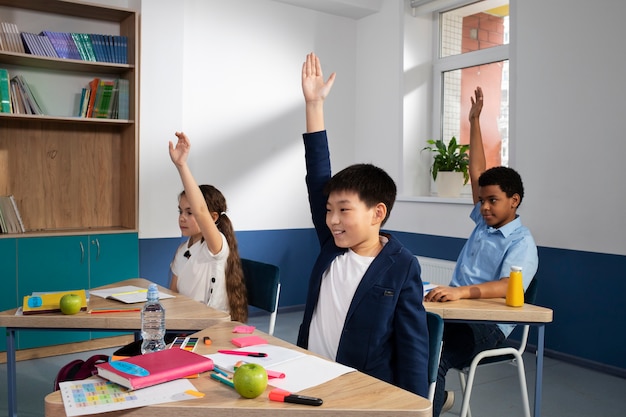 Free photo kids in classroom taking english class