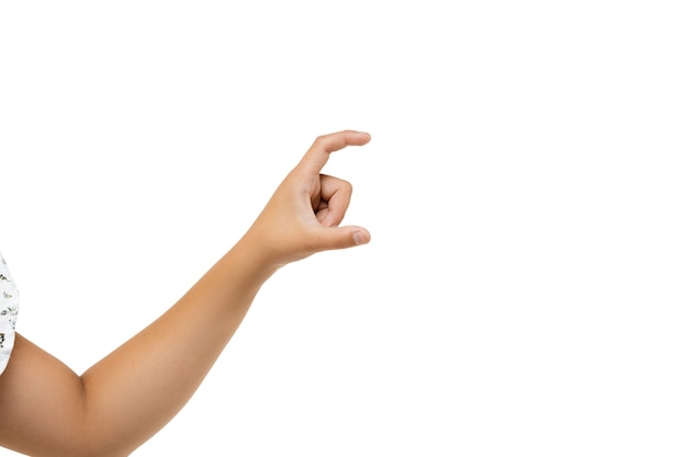 Бесплатное фото Детские руки, жестикулирующие на белом