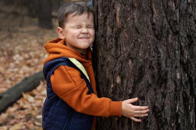 Free photo kids learnign about environment