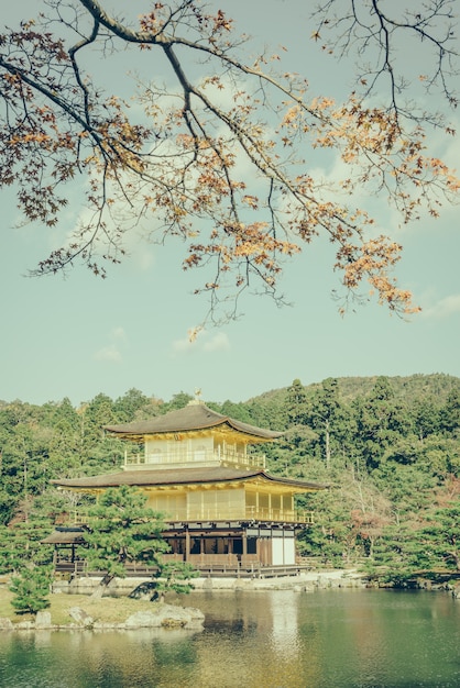 Foto gratuita kinkakuji temple filter 