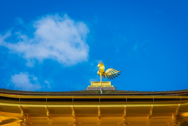 Kinkakuji Храм &quot;Золотой павильон&quot; в Киото, Япония