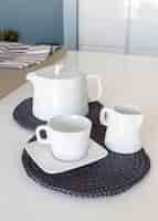 Free photo knitted table wear for kitchen