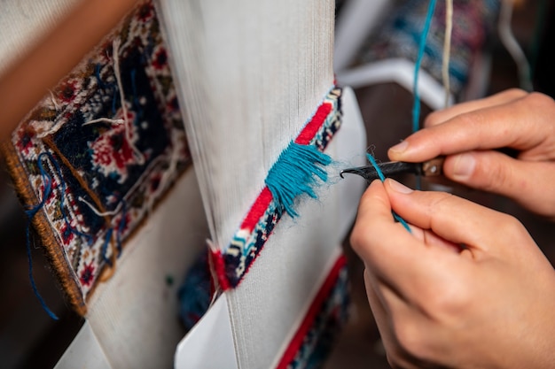 Knitting carpet with blue threads