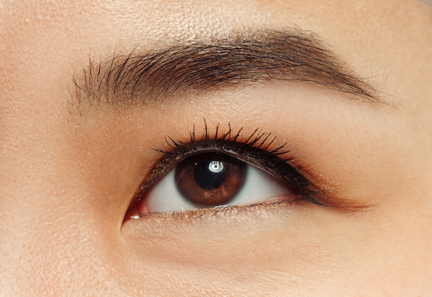 Korean young woman's close up portrait