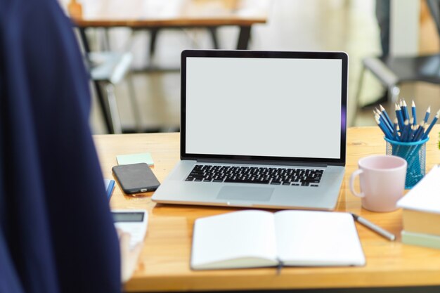 Premium Photo | Mock up desktop computer in modern home-office room
