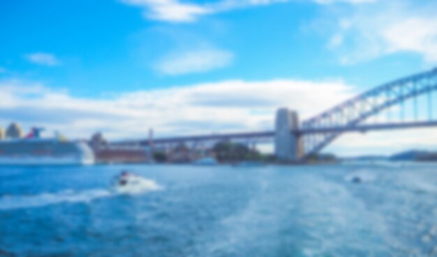 Large metal defocused bridge