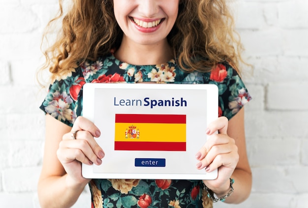 Foto gratuita impara il concetto di educazione online della lingua spagnola
