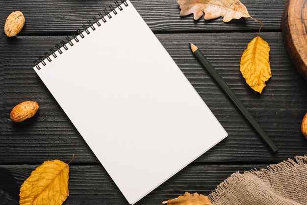 Blank Notebook Images - Free Download on Freepik