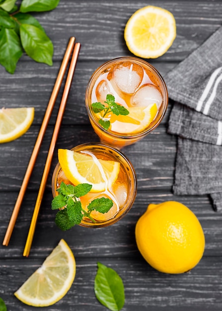 Lemon ice tea with mint