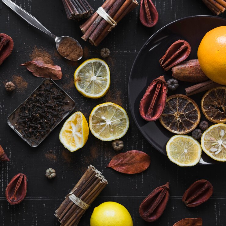 Free Photo lemon near various spices
