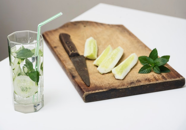 Lemon slices and drink