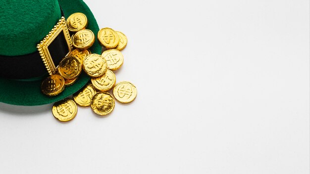 Leprechaun hat and coins frame