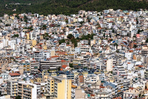 ギリシャ、カバラの集合住宅と州の建物のレベル
