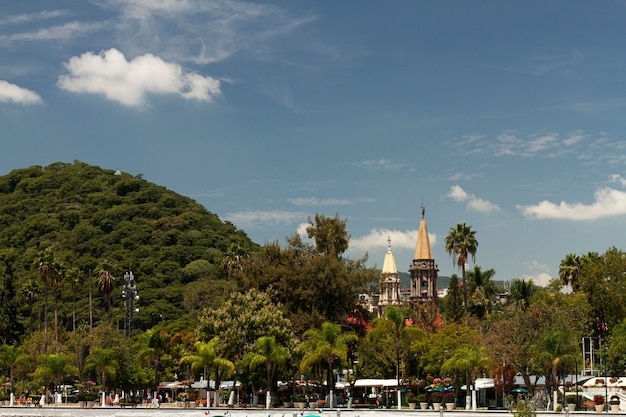 無料写真 城のあるメキシコの風景での生活