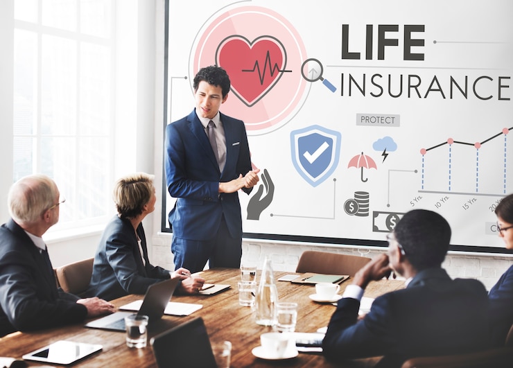 Free Photo life insurance protection beneficiary safeguard concept