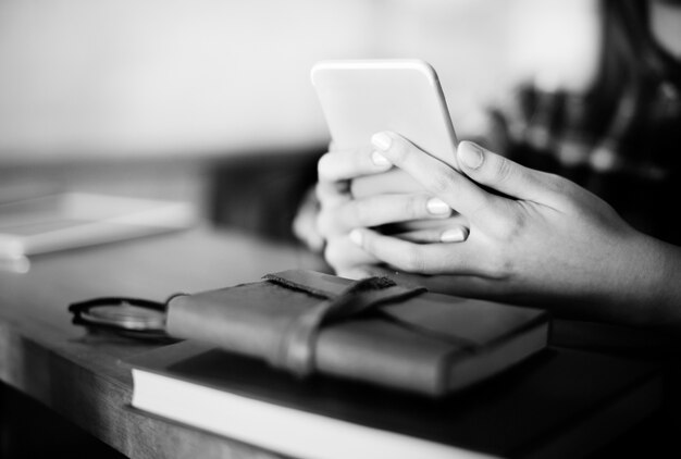 What Are the Mobile Usage Habits of Your Employees? How Can You Use These For Mobile Learning Benefits? 3 evolution of mobile phones