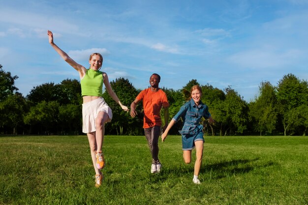 Stile di vita delle persone che saltano in giro