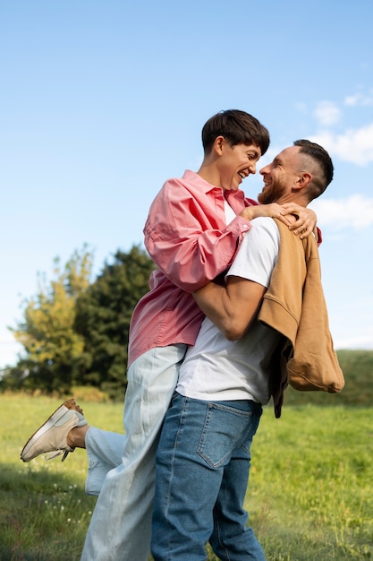 Foto gratuita stile di vita delle persone che vivono senza cure