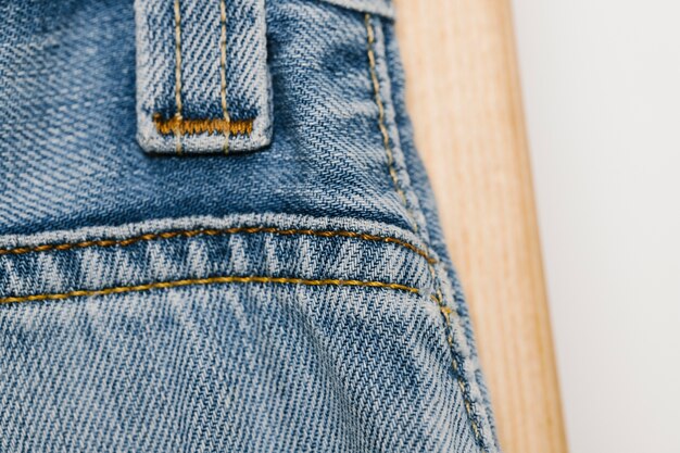 Голубая джинсовая текстура крупным планом