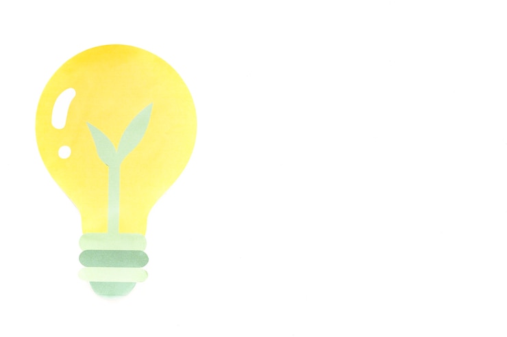 Free Photo light bulb with petal