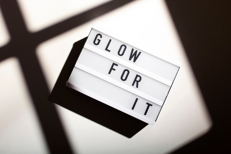 Free Photo lightbox still life arrangement
