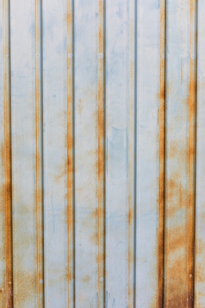 Lines on rusty metallic surface