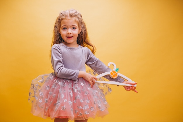 Free photo little girl in cute dress