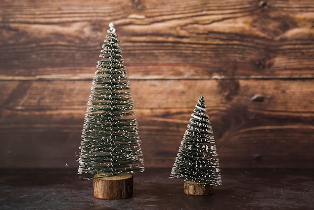 Free photo little ornament christmas trees