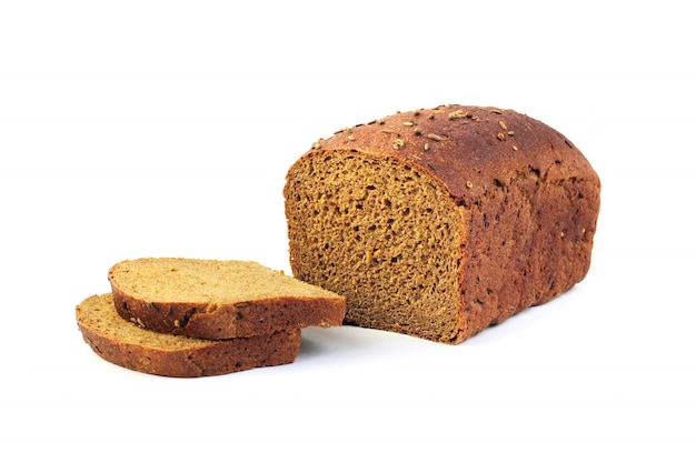 Буханка ржаного хлеба с кусочками Premium Фотографии