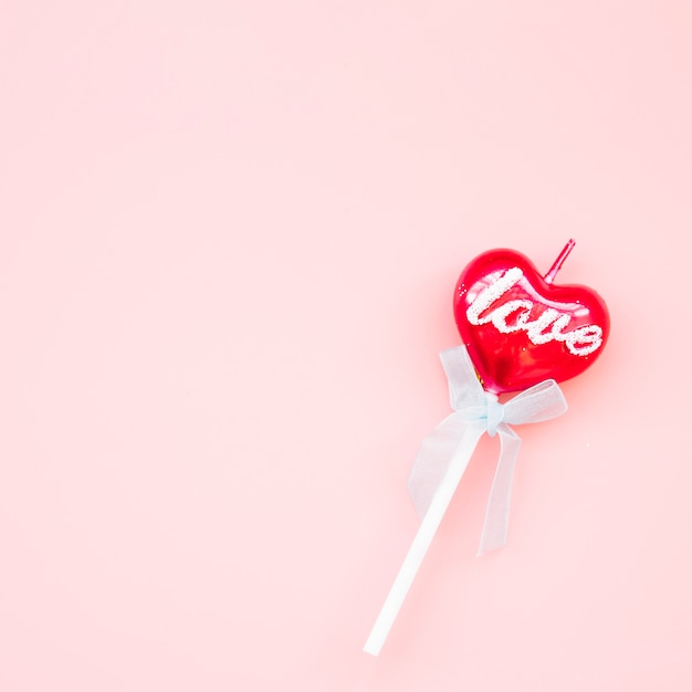 Lollipop on wand in form of heart 