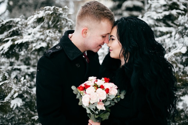 Free photo love couple walk in the  garden