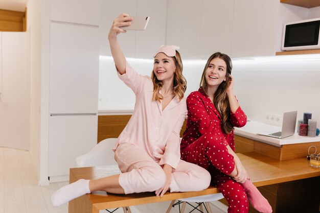 Chic Vibes Your Perfect Hub