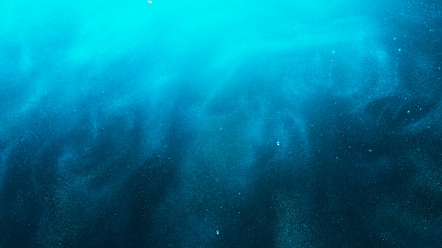 水の中の素敵な青いペイント