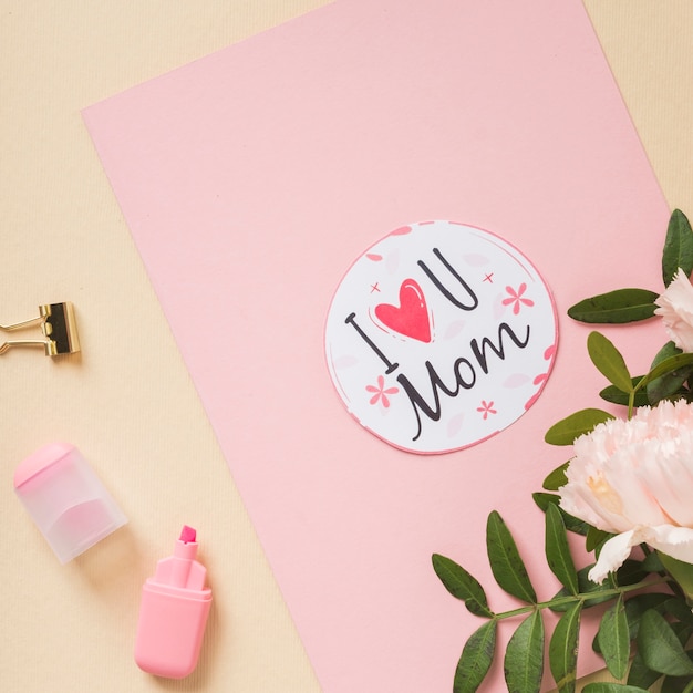 Free photo lovely mother's day card and marker