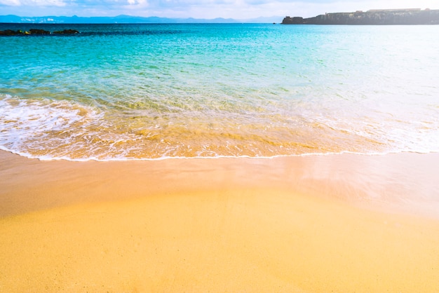 Foto gratuita bella spiaggia estiva