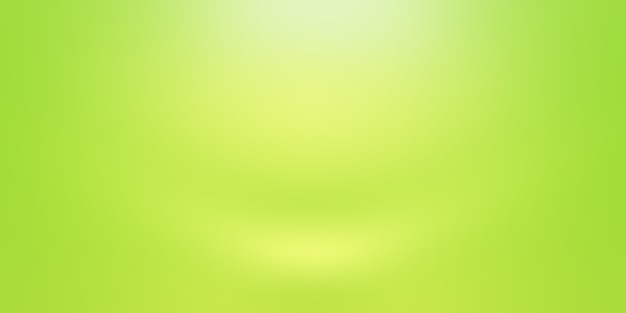 Бесплатное фото Роскошный простой зеленый градиент абстрактный фон студии пустая комната с пространством для вашего текста и изображения
